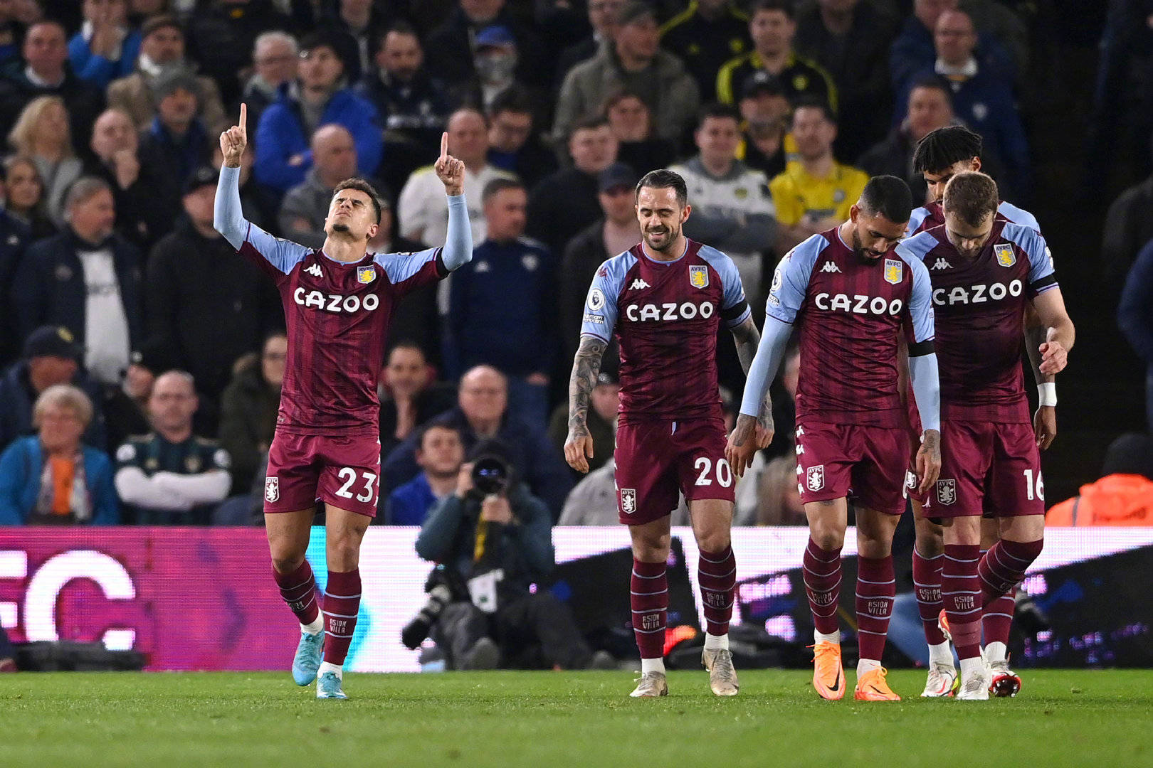 他的传球更 他的传球更