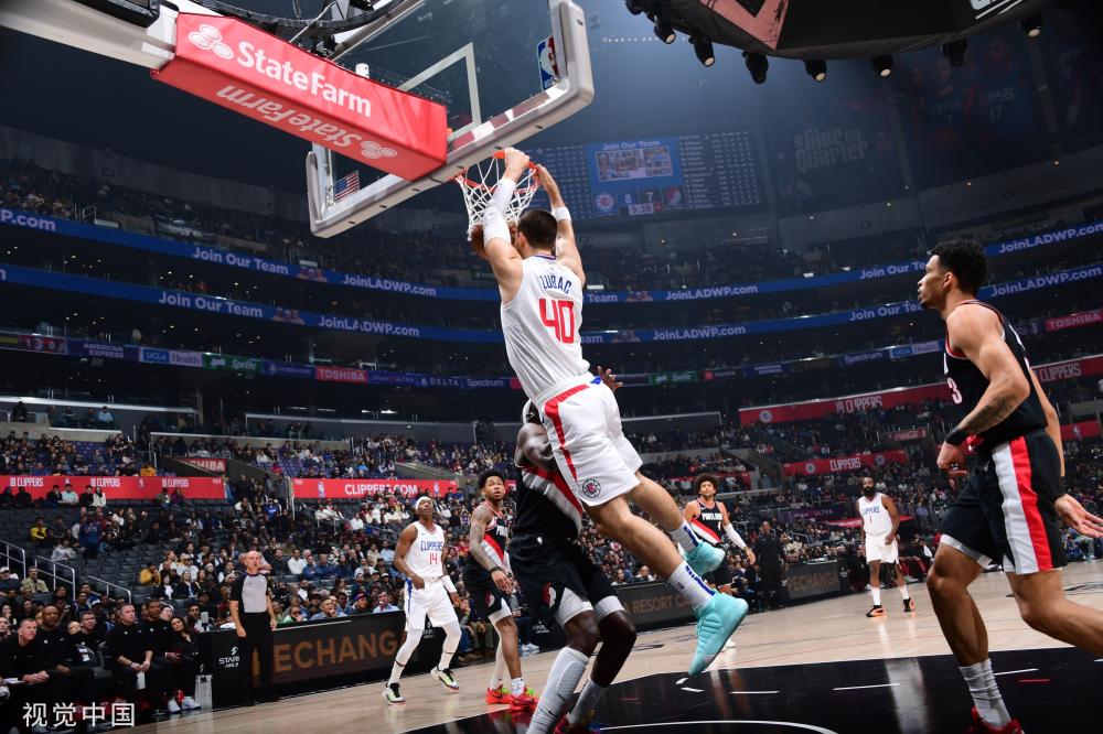 频频吸引豪 频频吸引豪